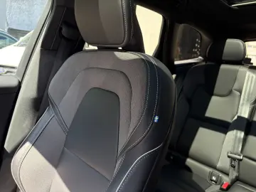 VOLVO XC60 T6 Plus Black Edition 360 PANO H&K 21