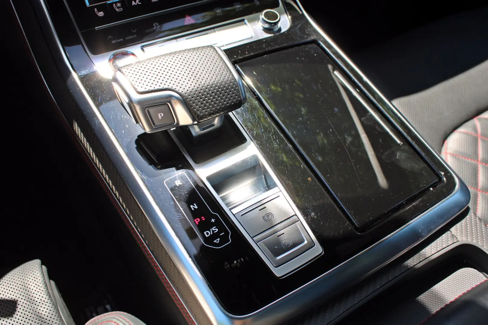 SQ8 TFSI qu BLACK PANO AHK B&O LASER OLED 360°