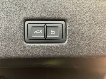 A7 Sportback 55 TFSI e QTT S-LINE HD MATRIX+AHK+