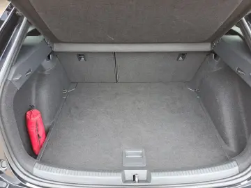 VOLKSWAGEN Taigo R-Line 1.5 TSI DSG PANO KAM IQ LEASING