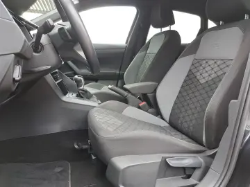 VOLKSWAGEN Taigo R-Line 1.5 TSI DSG PANO KAM IQ LEASING