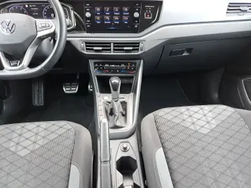 VOLKSWAGEN Taigo R-Line 1.5 TSI DSG PANO KAM IQ LEASING