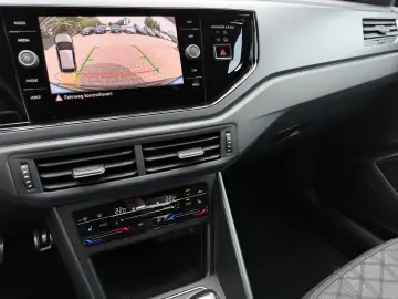 VOLKSWAGEN Taigo R-Line 1.5 TSI DSG PANO KAM IQ LEASING