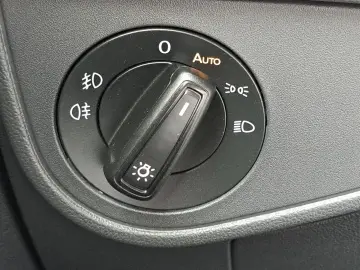 VOLKSWAGEN Taigo R-Line 1.5 TSI DSG PANO KAM IQ LEASING