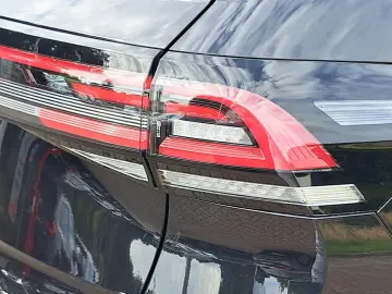 VOLKSWAGEN Taigo R-Line 1.5 TSI DSG PANO KAM IQ LEASING