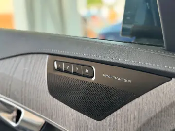 XC90 T8 RecharePlusBright|PlugInHybrid|AHK|7Sitz