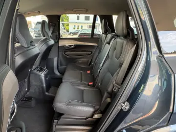 XC90 T8 RecharePlusBright|PlugInHybrid|AHK|7Sitz