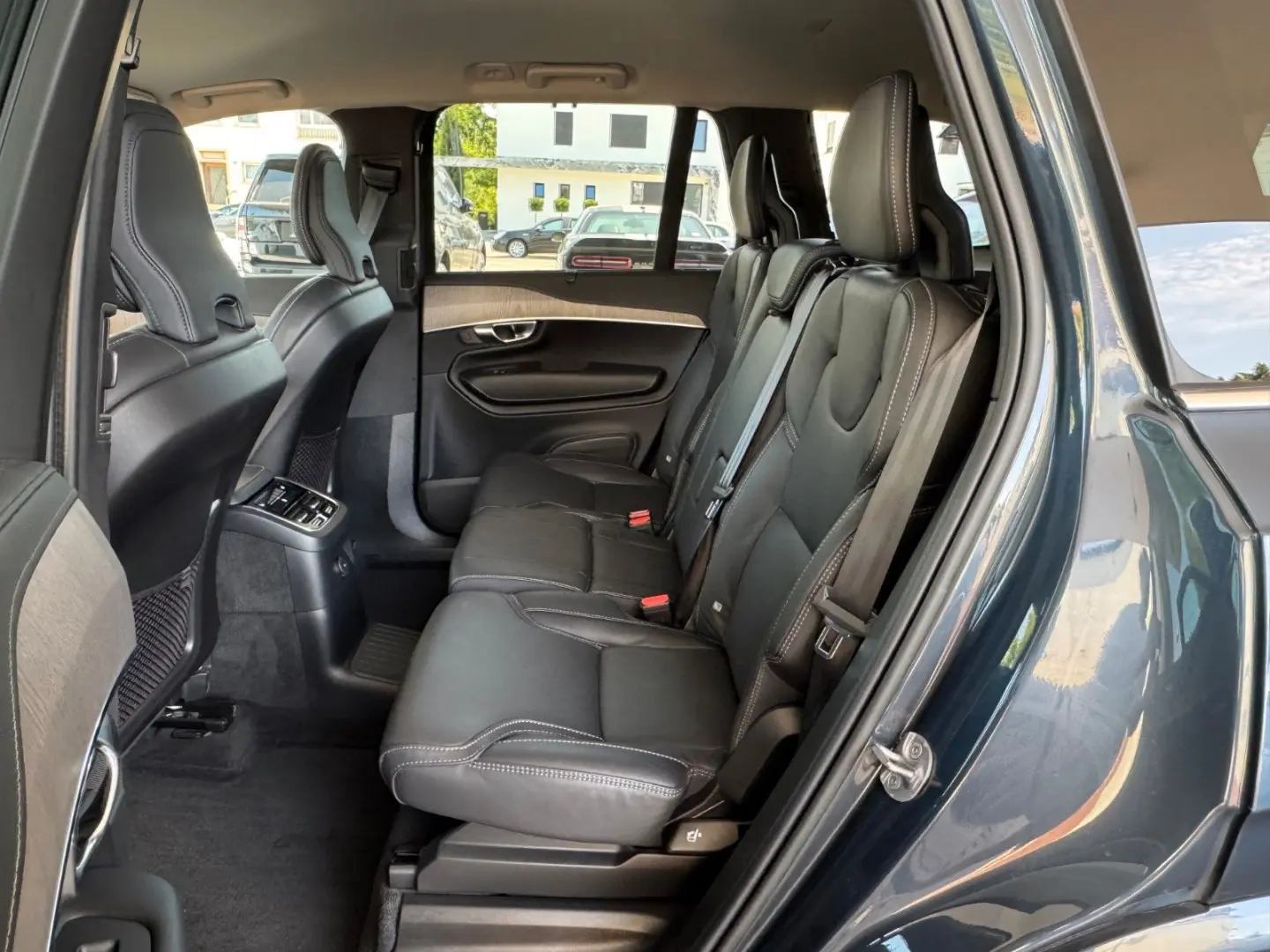 XC90 T8 RecharePlusBright|PlugInHybrid|AHK|7Sitz