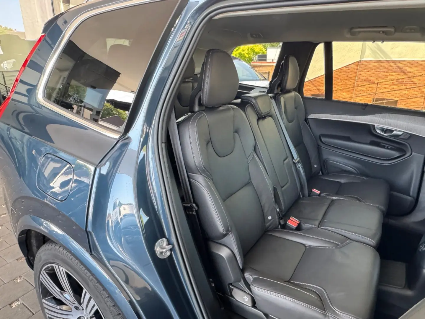 XC90 T8 RecharePlusBright|PlugInHybrid|AHK|7Sitz