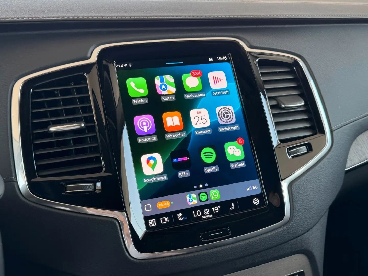 XC90 T8 RecharePlusBright|PlugInHybrid|AHK|7Sitz