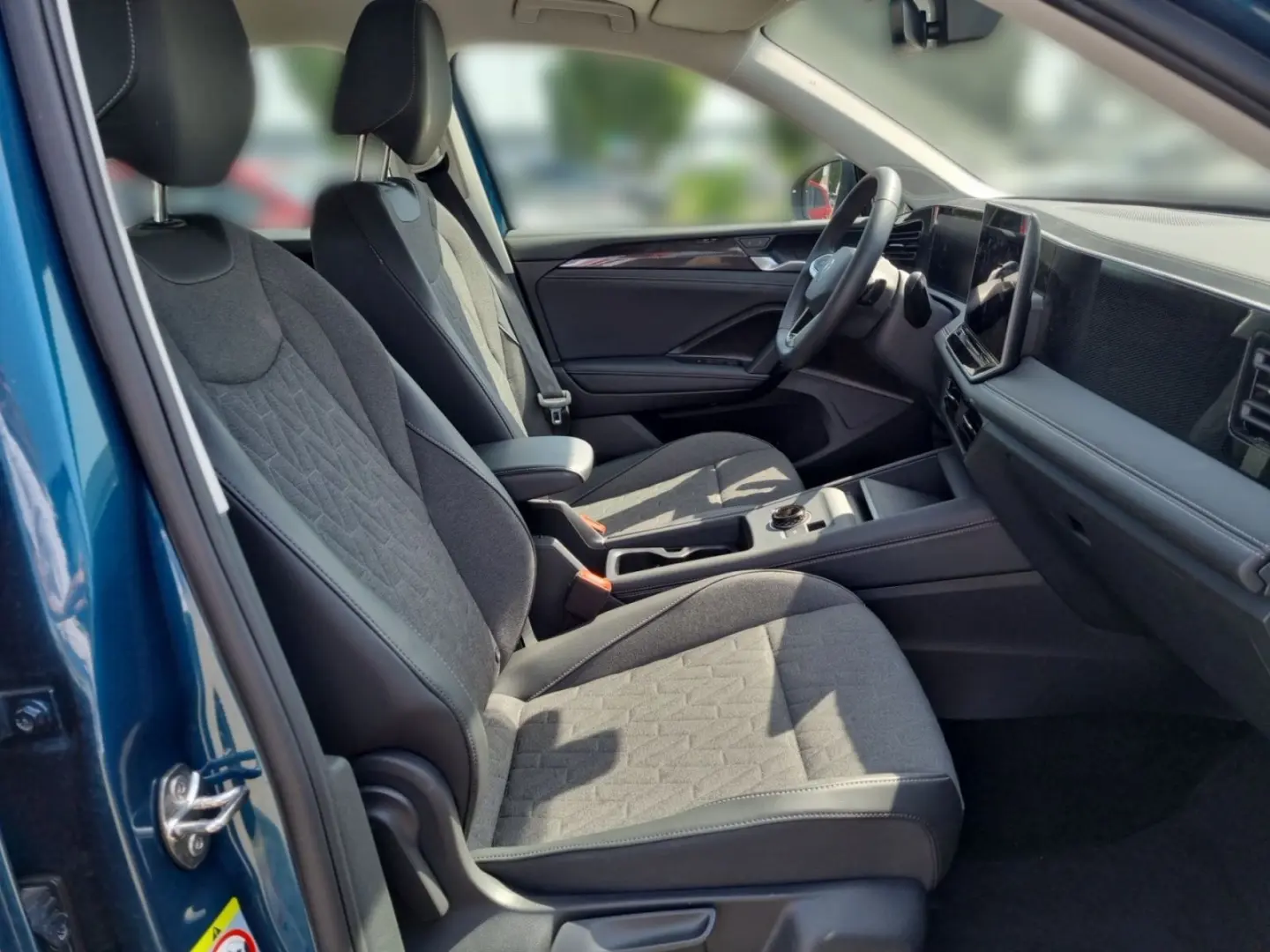 VOLKSWAGEN Tiguan LIFE TDI DSG WinterPaket LEASING