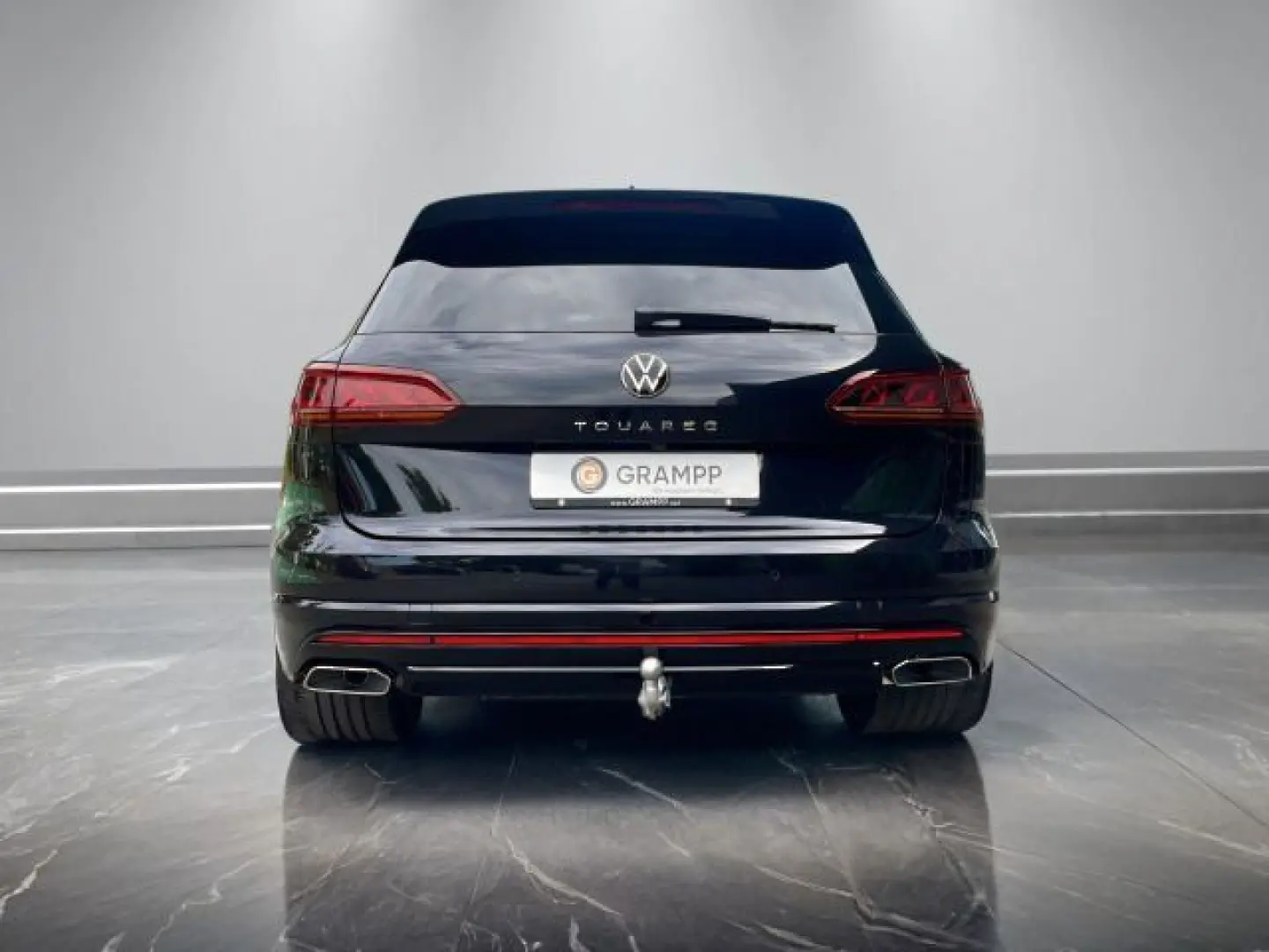 VOLKSWAGEN Touareg R-Line 3.0TDI +PANO+ACC+LEASING