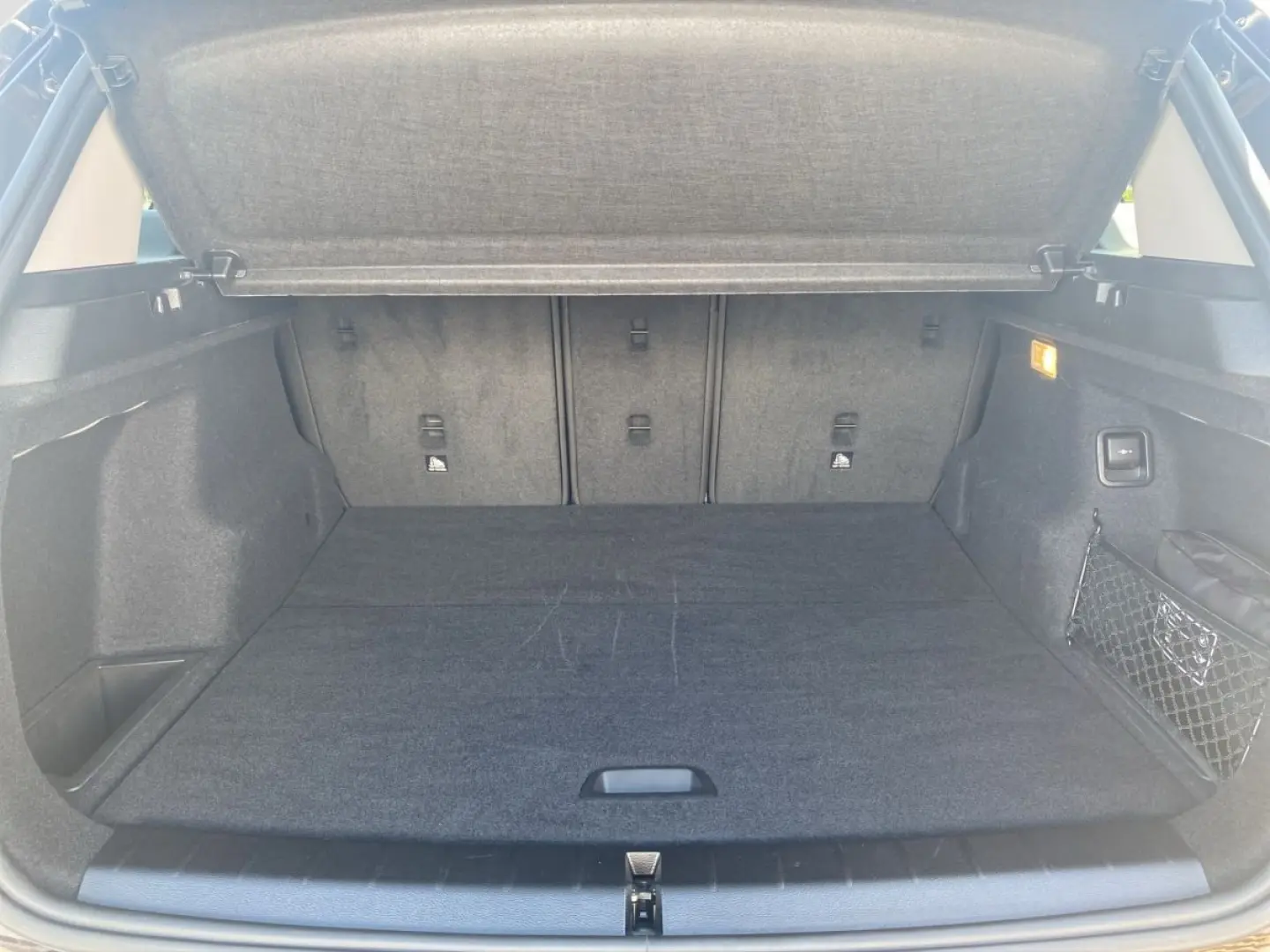 BMW X1 xDrive18d Advantage LED Navi Sportsitz LEASING