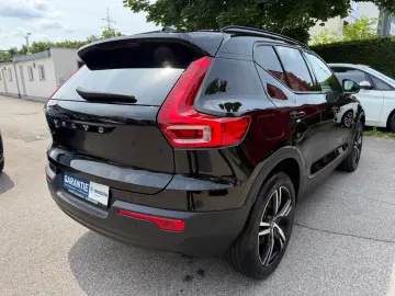 XC40 R Design Rechar Plug-In~H&K~Kam~ACC~DAB~AHK