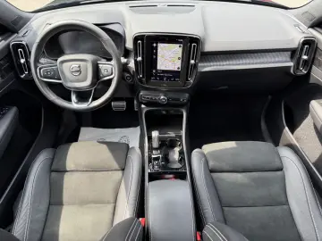 XC40 R Design Rechar Plug-In~H&K~Kam~ACC~DAB~AHK