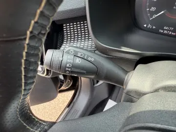 XC40 R Design Rechar Plug-In~H&K~Kam~ACC~DAB~AHK