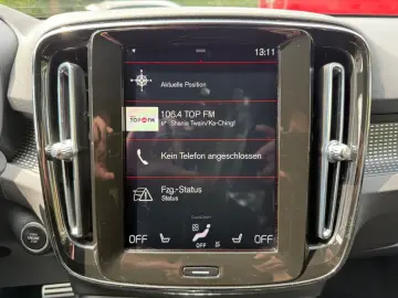 XC40 R Design Rechar Plug-In~H&K~Kam~ACC~DAB~AHK