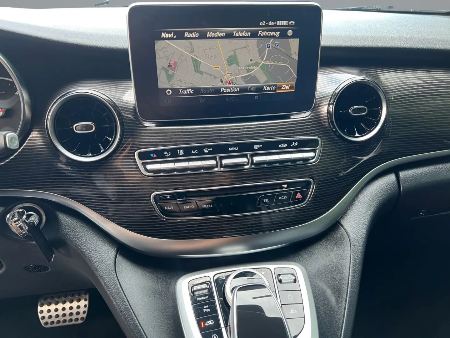 V 300 d EDITION Lang DISTRONIC/LEDER/KAMERA/AHK