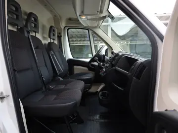 Peugeot Boxer L4H3 2.0D 130CP