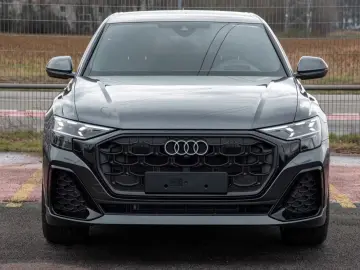 Audi Q8 55 TFSI quattro S-Line 2025