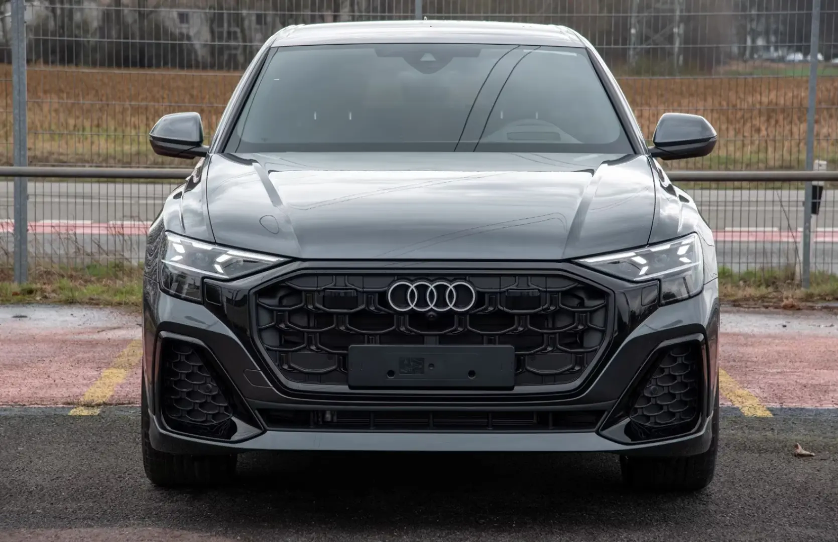 Audi Q8 55 TFSI quattro S-Line 2025