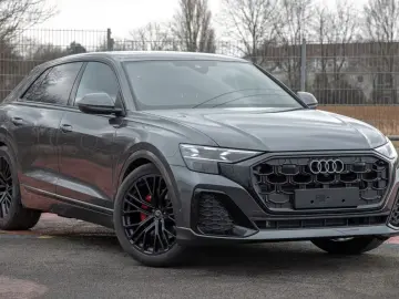 Audi Q8 55 TFSI quattro S-Line 2025