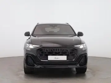 Audi SQ8 TFSI quattro