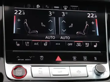 Audi SQ8 TFSI quattro