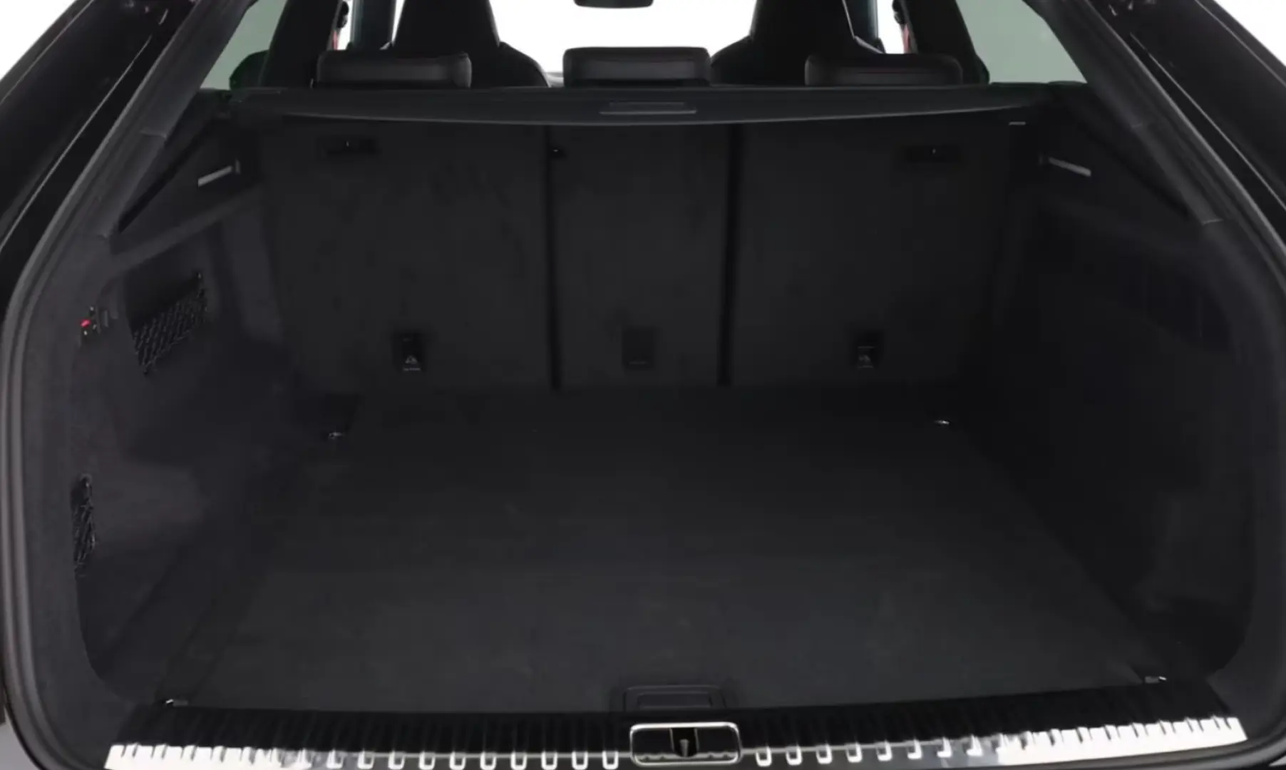 Audi SQ8 TFSI quattro
