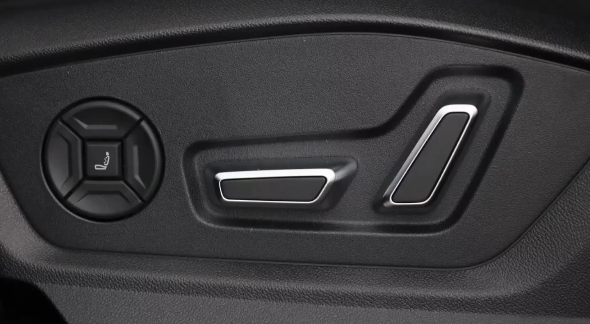 Audi SQ8 TFSI quattro