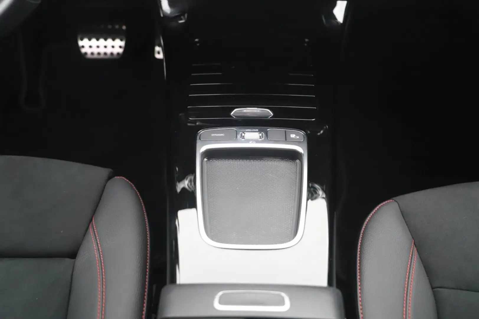 CLA 220 4M Coupé AMG Line Prem Night+LED+Winterp