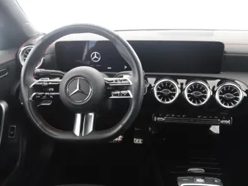 CLA 220 4M Coupé AMG Line Prem Night+LED+Winterp