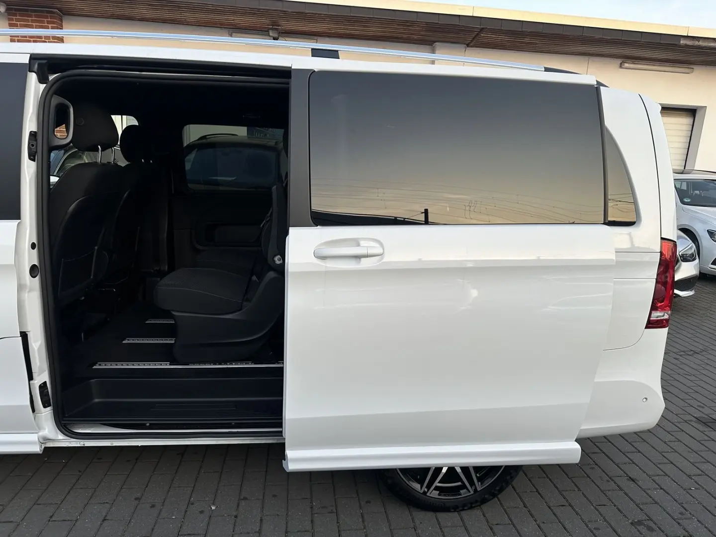 V 250 d EDITION LANG AMG ILS R.CAM TOTWINKEL
