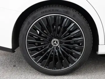 E 200 AMG-Sport/Super/Pano/Sitzklima/Burm/20''