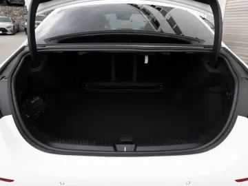 E 200 AMG-Sport/Super/Pano/Sitzklima/Burm/20''