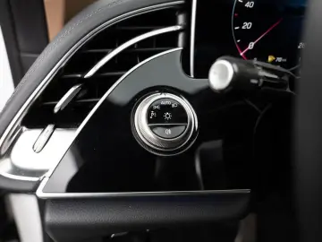 E 200 AMG-Sport/Super/Pano/Sitzklima/Burm/20''