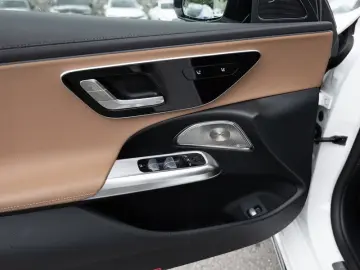 E 200 AMG-Sport/Super/Pano/Sitzklima/Burm/20''