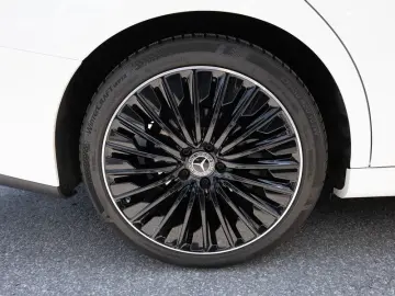 E 200 AMG-Sport/Super/Pano/Sitzklima/Burm/20'