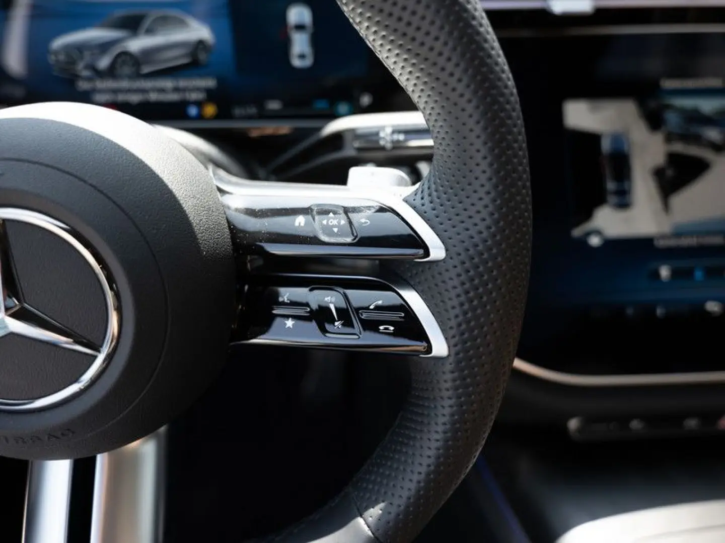 E 200 AMG-Sport/Super/Pano/Sitzklima/Burm/20'