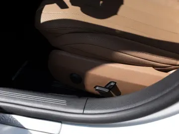 E 200 AMG-Sport/Super/Pano/Sitzklima/Burm/20'