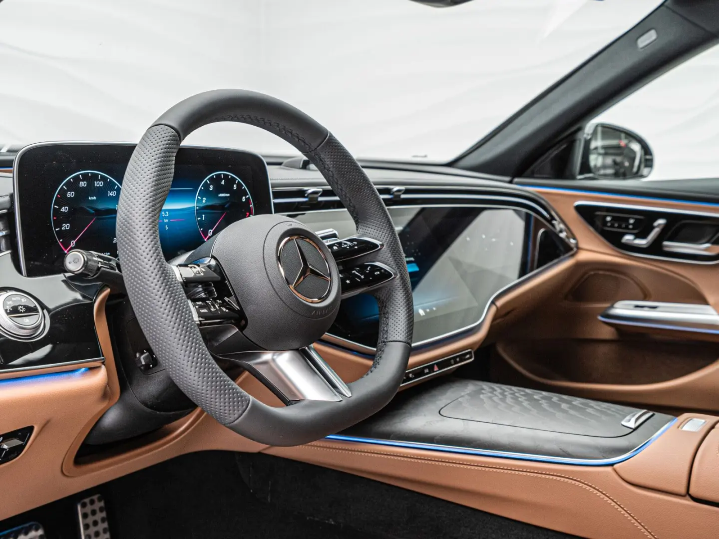 E 200 AMG Line Advanced Plus*MBUX Superscreen