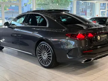 E 300 de 4Matic AMG Line *Pano*HuD*Burmester*20