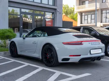Porsche Carrera 4 GTS Cabrio