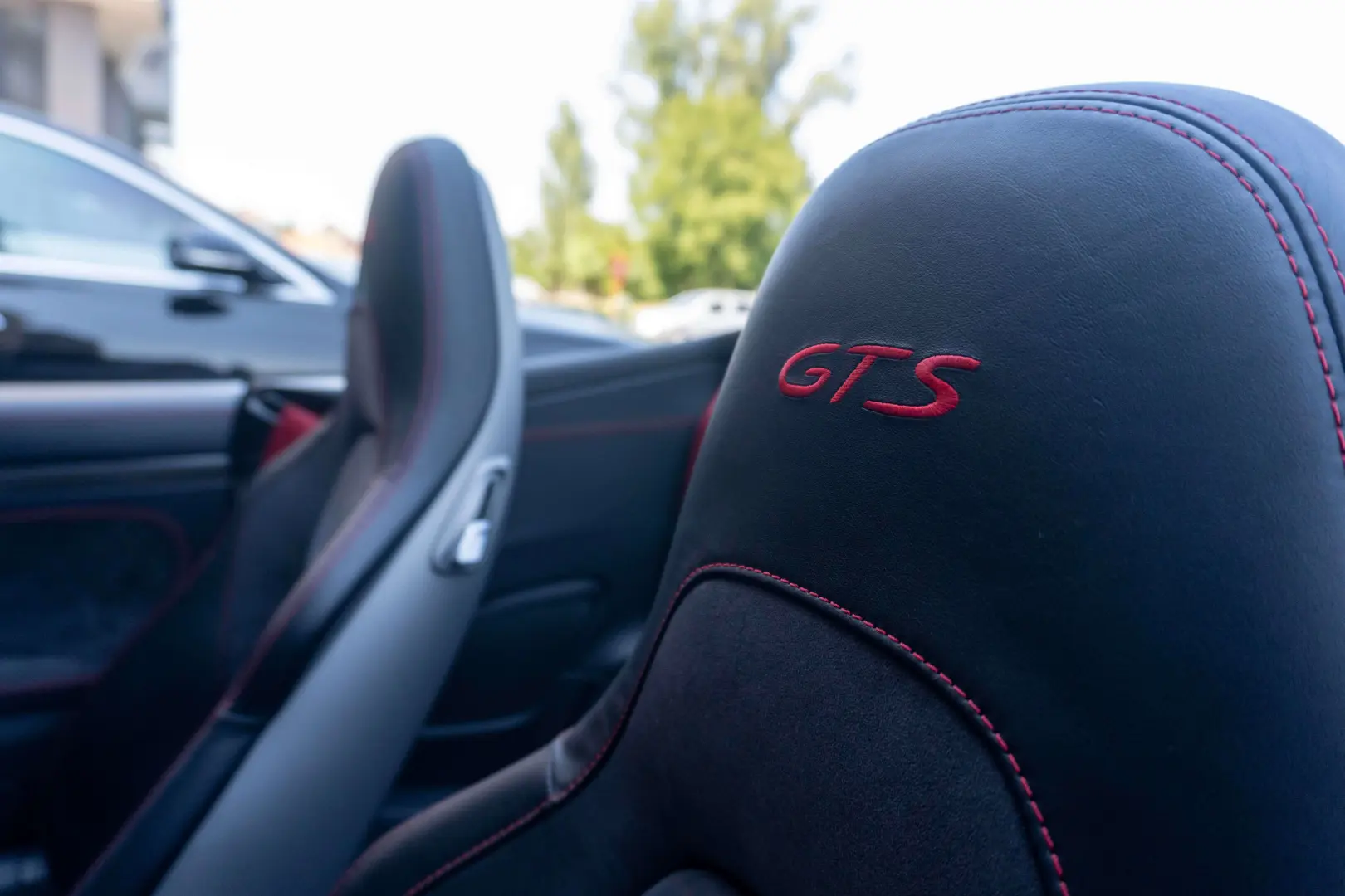 Porsche Carrera 4 GTS Cabrio