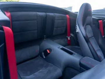Porsche Carrera 4 GTS Cabrio