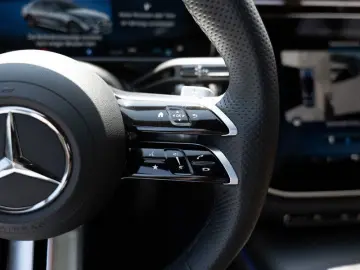 E 200 AMG-Sport/Pano/Burm/Sitzklima/Night/20''