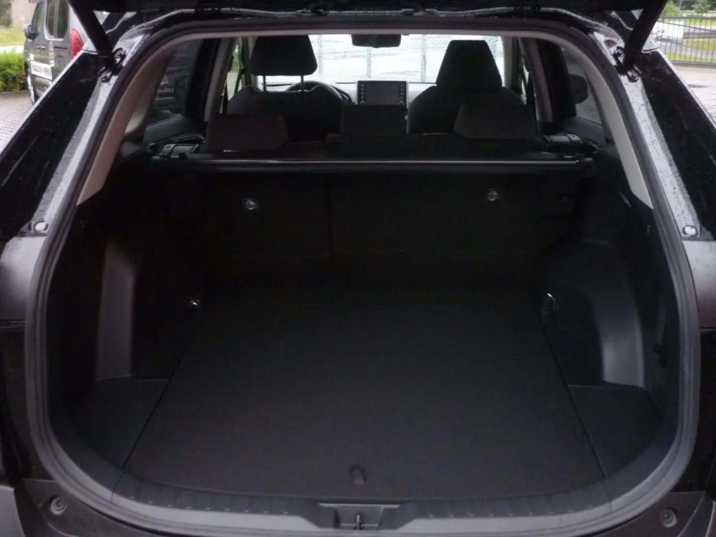 RAV 4 2.5 Hybrid AT 4x2 Team D + Navi - Scheckhe