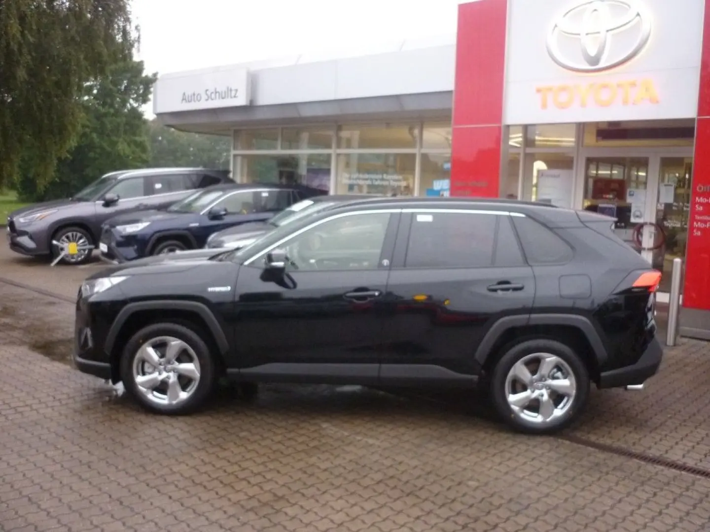 RAV 4 2.5 Hybrid AT 4x2 Team D + Navi - Scheckhe