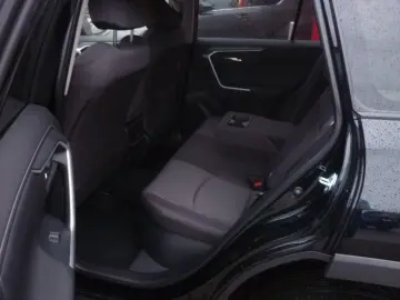 RAV 4 2.5 Hybrid AT 4x2 Team D + Navi - Scheckhe