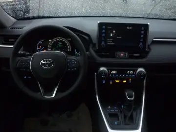 RAV 4 2.5 Hybrid AT 4x2 Team D + Navi - Scheckhe